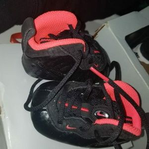 Infant sneakers
